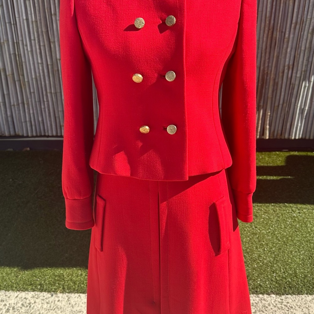 Elegant Red Double-Breasted Suit